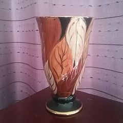 Black Leafy Vase