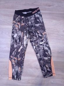 Nike short leggings size XS