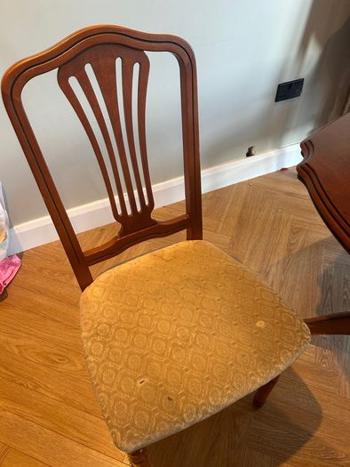 cherrywood solid extendable table and chairs