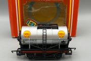 Hornby Railways OO Gauge Shell/BP Tank Wagon Shell/BP Silver R.245