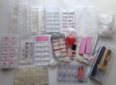 Nails tips and gels