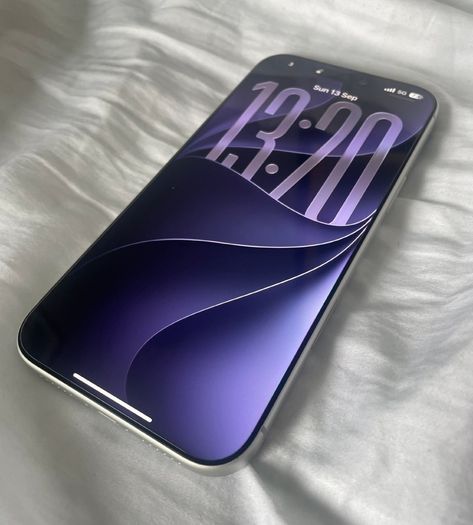 SIM Free iPhone 17 Pro Max 5G 256GB AI Phone - Silver