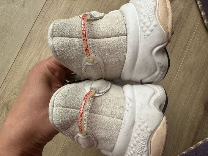 Adidas Ozweego like new runners