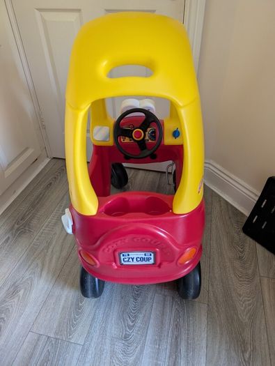 Little Tikes Cosy Coupe Car