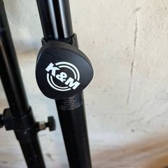 Kam , speaker distance poles