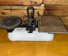 vintage Avery scales