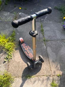 kid's scooter