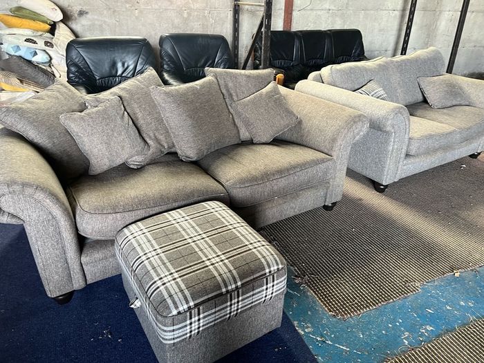 Grey 3+2 sofa set with footrest