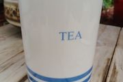 Tea storage jar, utensils storage, blue stipe