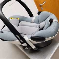 Maxi-Cosi infant car pebble