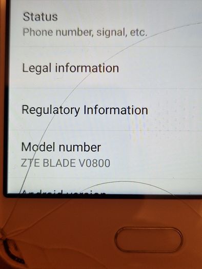ZTE BLADE V8, 3GB Ram, 32 GB HDD, excellent Battery, 2 cracks on screen, doesn't affect operation