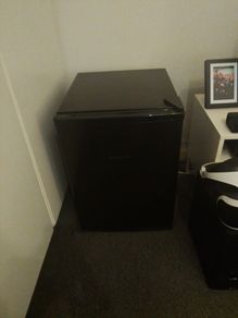 Russell Hobbs fridge black