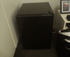 Russell Hobbs fridge black