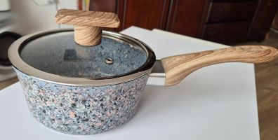 Sauce pan