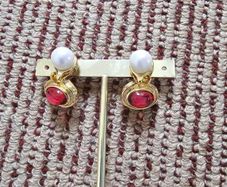 Vintage Style Brand New Ruby Red & Pearl Earring
