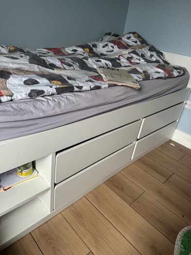 Single bed with storage