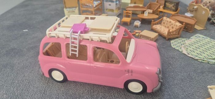 Sylvanian Family House & Accessories