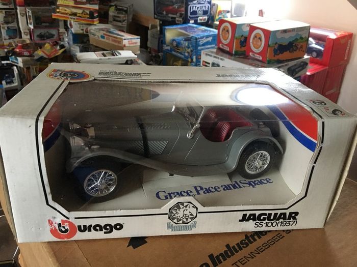 Jaguar Ss100 Burago First Edition Rare