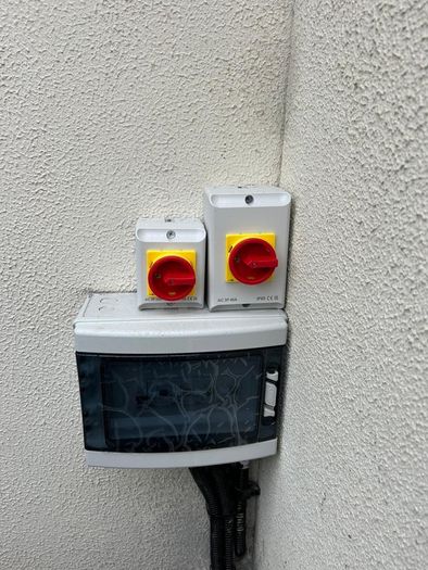 Electrician
