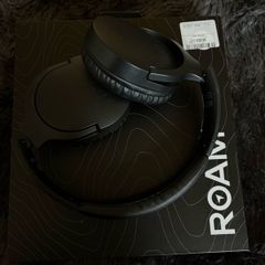 noise cancelling headphones