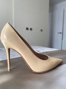 High heels. Nude. CELINE. Perfect conditions. UK 7.