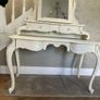 Dressing Table Image 9