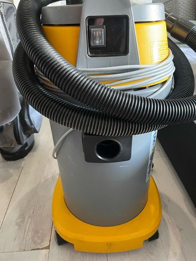 Ghibli AS 27 P Wet & Dry Vacuum Cleaner  Powerful Professional Vac
