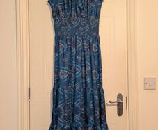 Stunning floral maxi dress
