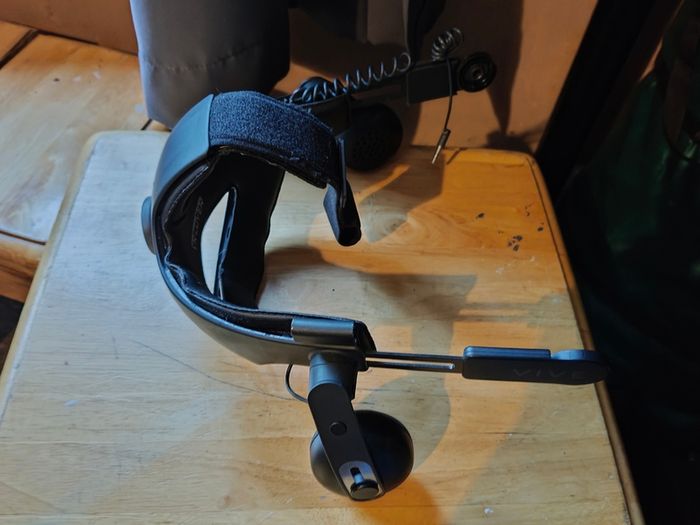 Vive Deluxe Audio Strap + VR Cover Foam