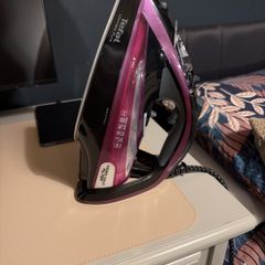 Tefal Ultimate Steam Iron