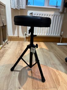 stool for music