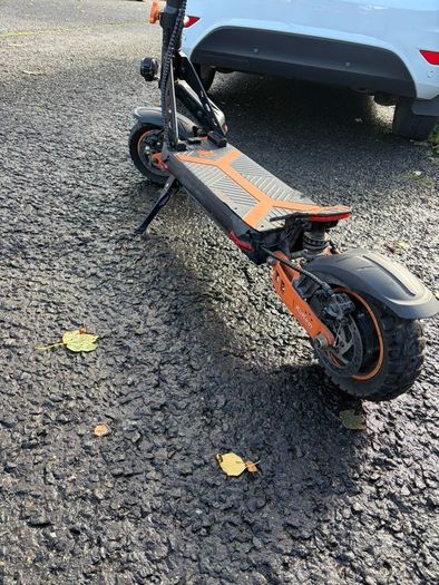 electric scooter