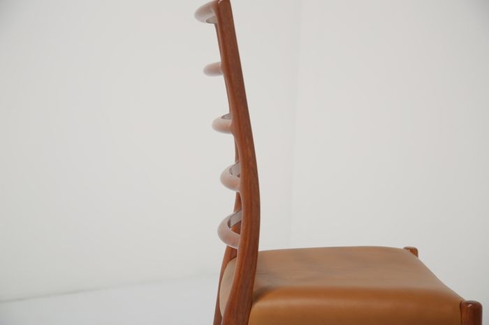 Mid Century Set of 8 x Teak and Tan Leather Dining Chairs Model 82 by Niels Otto Moller, 1960s