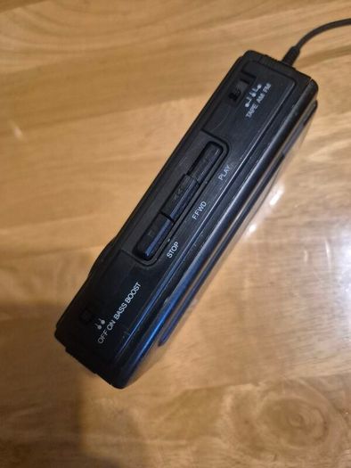 Crown WM-T 106 Fm Radio/Cassette player