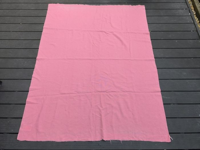 Vintage Dripsey Pure New Wool Pink Fabric Blanket 190 x 150 cm