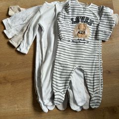 baby clothes