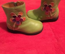 UMI Boots, size EU-22, UK-5,5