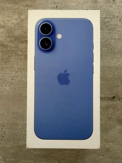 iPhone 16
