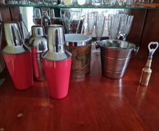 Bar stuff