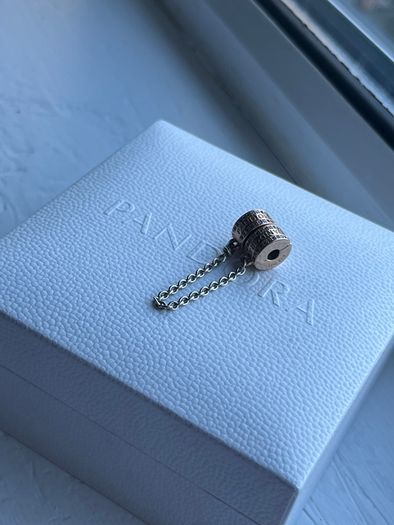 Pandora Rose Logo Safety Chain With Clear Cubic Zirconia, Silicone Grip And Silver Chain