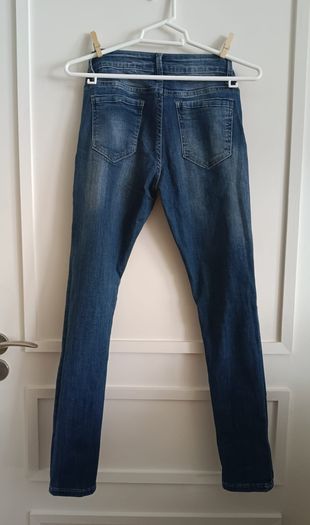 Girls denim cotton jeans with patches in very good condition 26 inch waist and 37 inch full length see last three photos for exact measurements FREE STANDARD POSTAGE INCLUDED