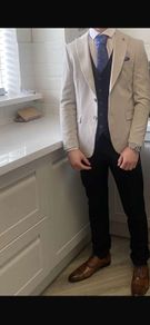 Debs suit