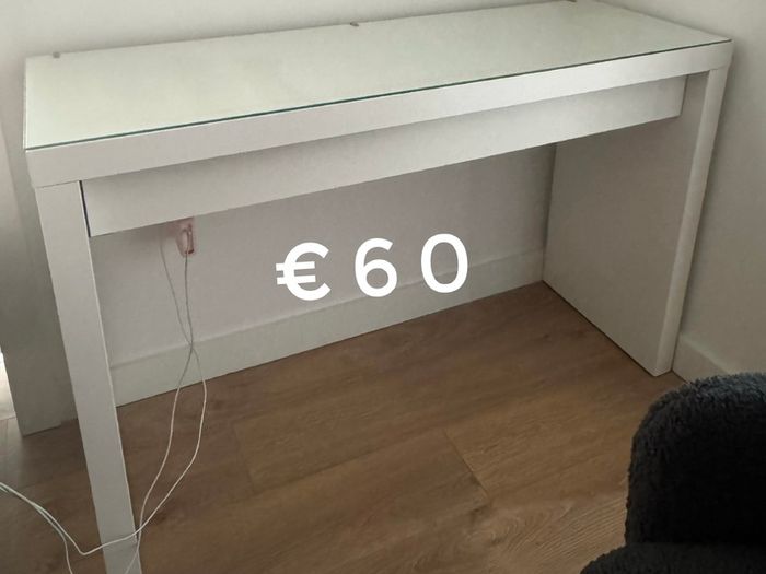 Dressing table or desk