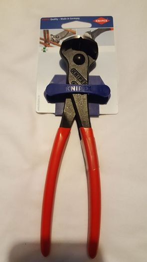 Steel fixers pliers