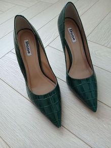 Green Dune court shoes