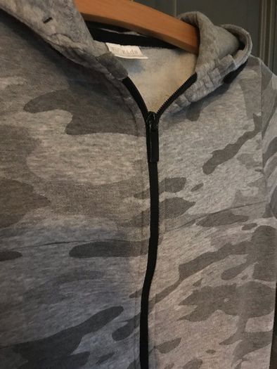 Tesco boys grey camouflage hoodie aged 9-10 years