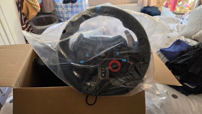 Logitech G29 - PlayStation - Used once