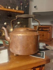 Copper Kettle vintage with brass handle
