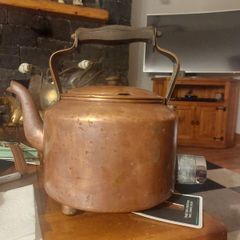 Copper Kettle vintage with brass handle