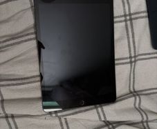 ipad 7th gen 128GB